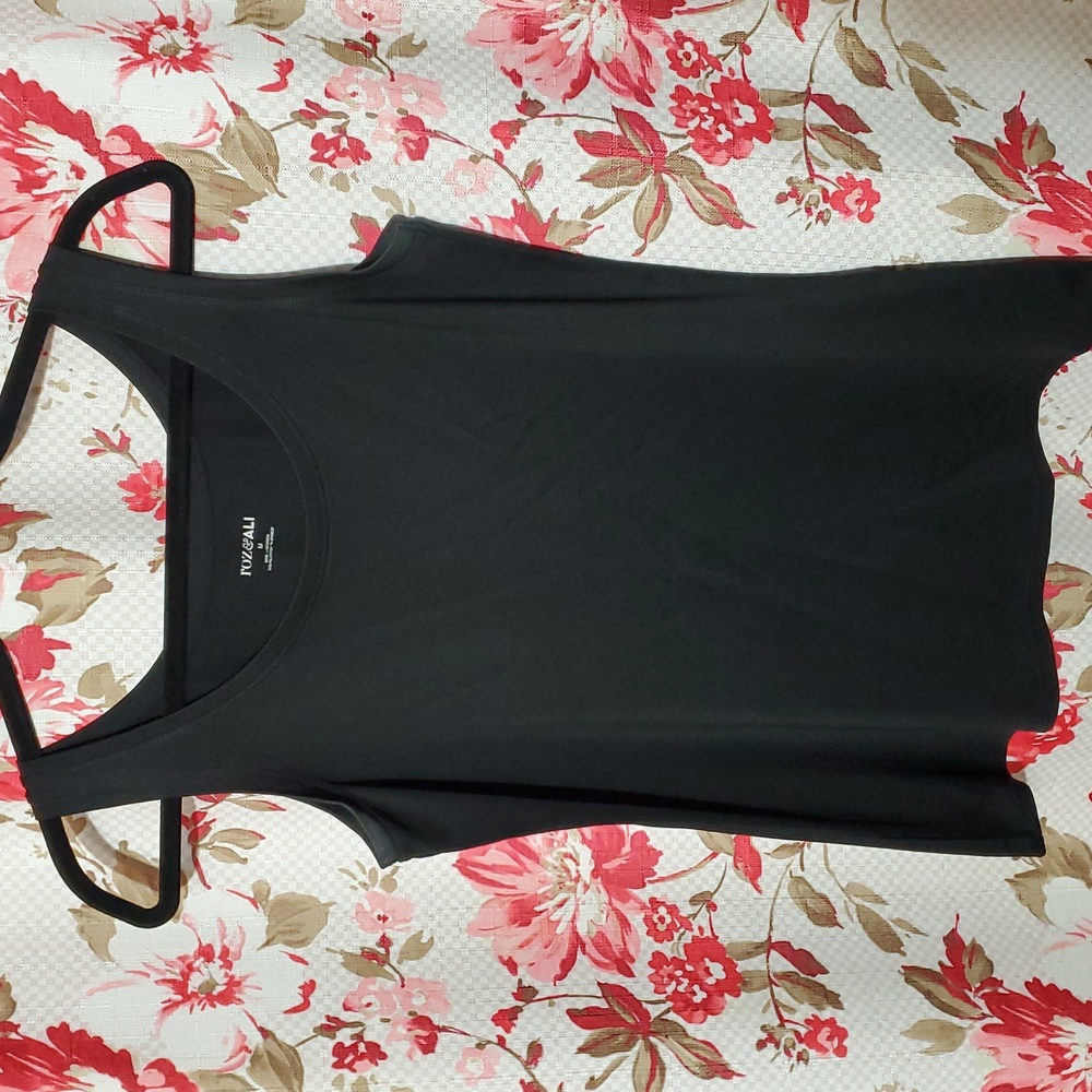 Roz & Ali Classic Black Tank Top